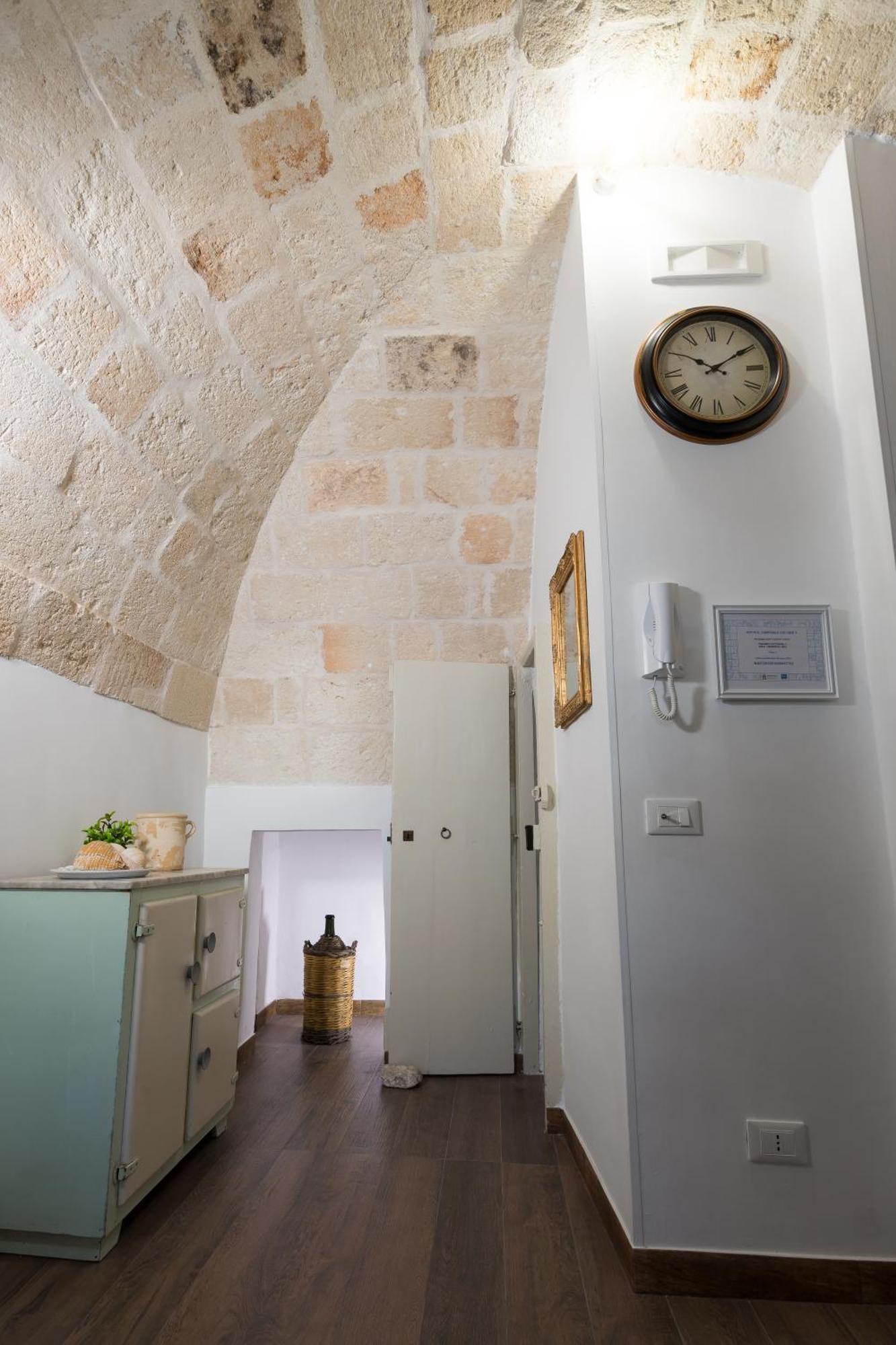 Ferienwohnung Sotto Il Campanile Monopoli Exterior foto